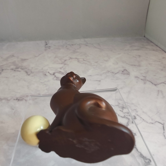 Franklin Mint Curio Cabinet Cat - Third Collection Art Deco brown metal w ball - Picture 6 of 7